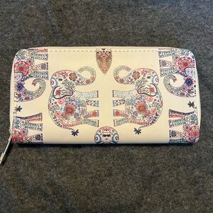 Elegant Elephant Pattern Wallet